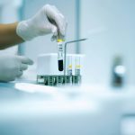 Téli immunerősítés: Milyen laborvizsgálatok segítenek a szezonális betegségek ellen?